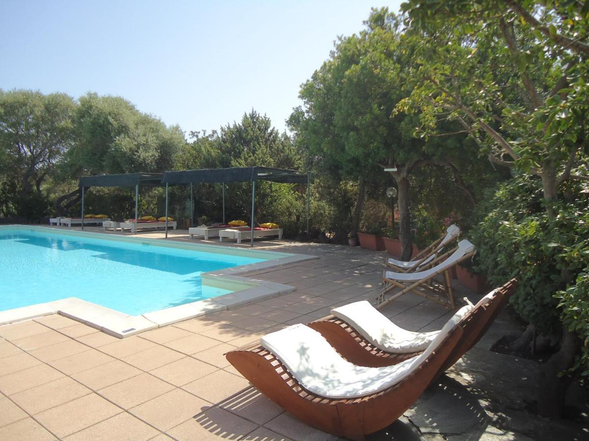 Hotel Villa Campana Cala Liberotto Exterior photo